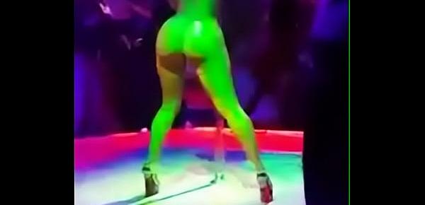  Amber Rose Twerking and Stripping Super HOT!!!